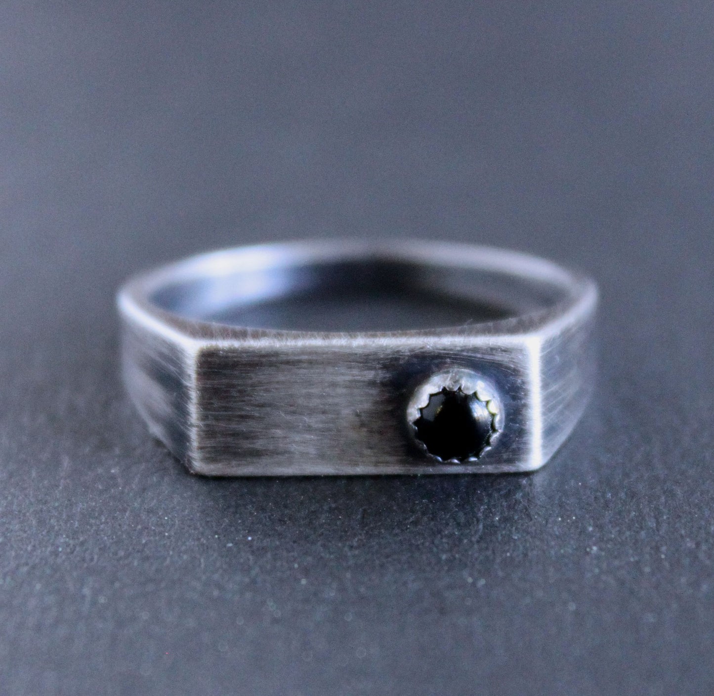 men's slim silver signet ring