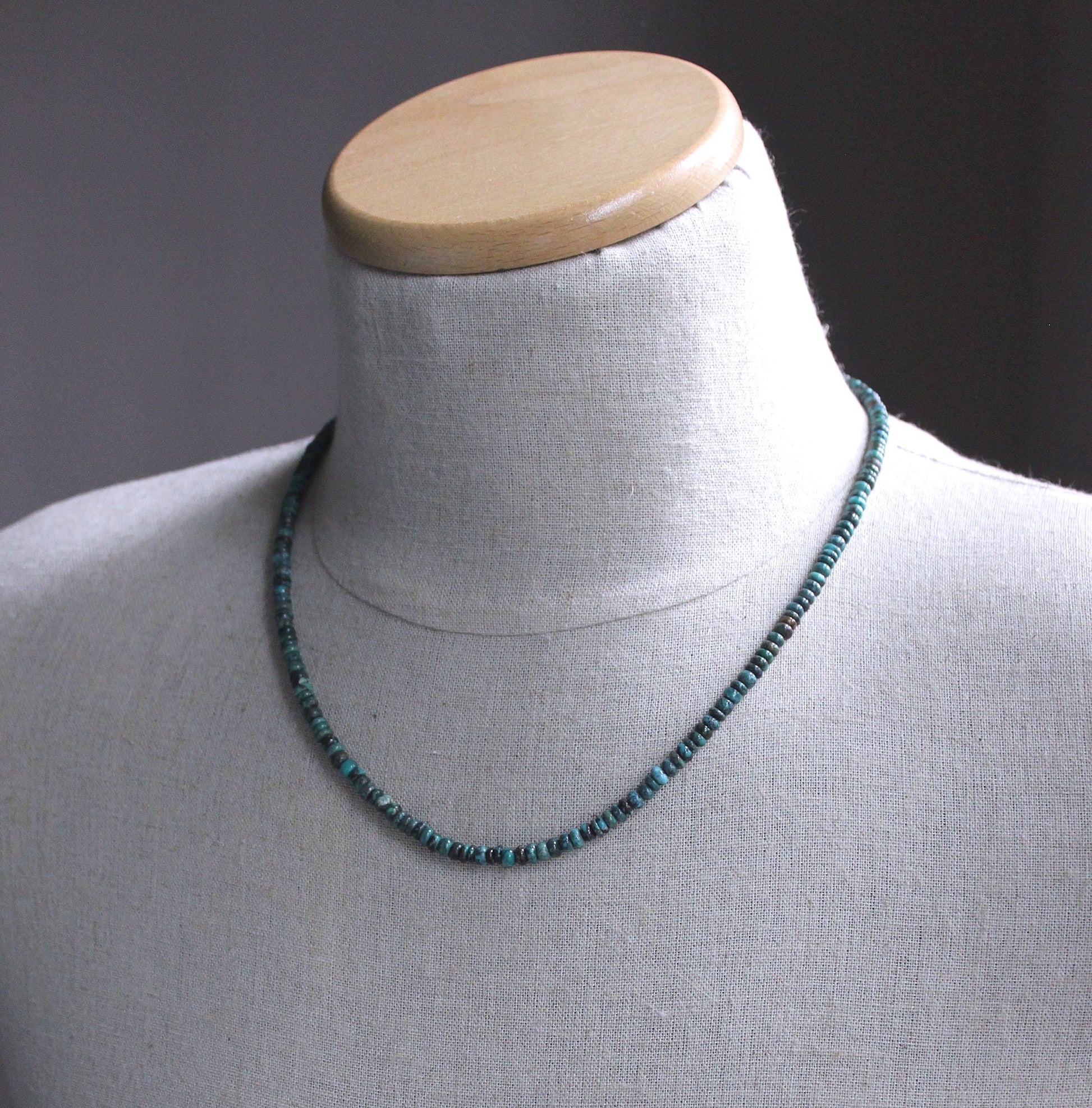 men's Hubei turquoise bead necklace