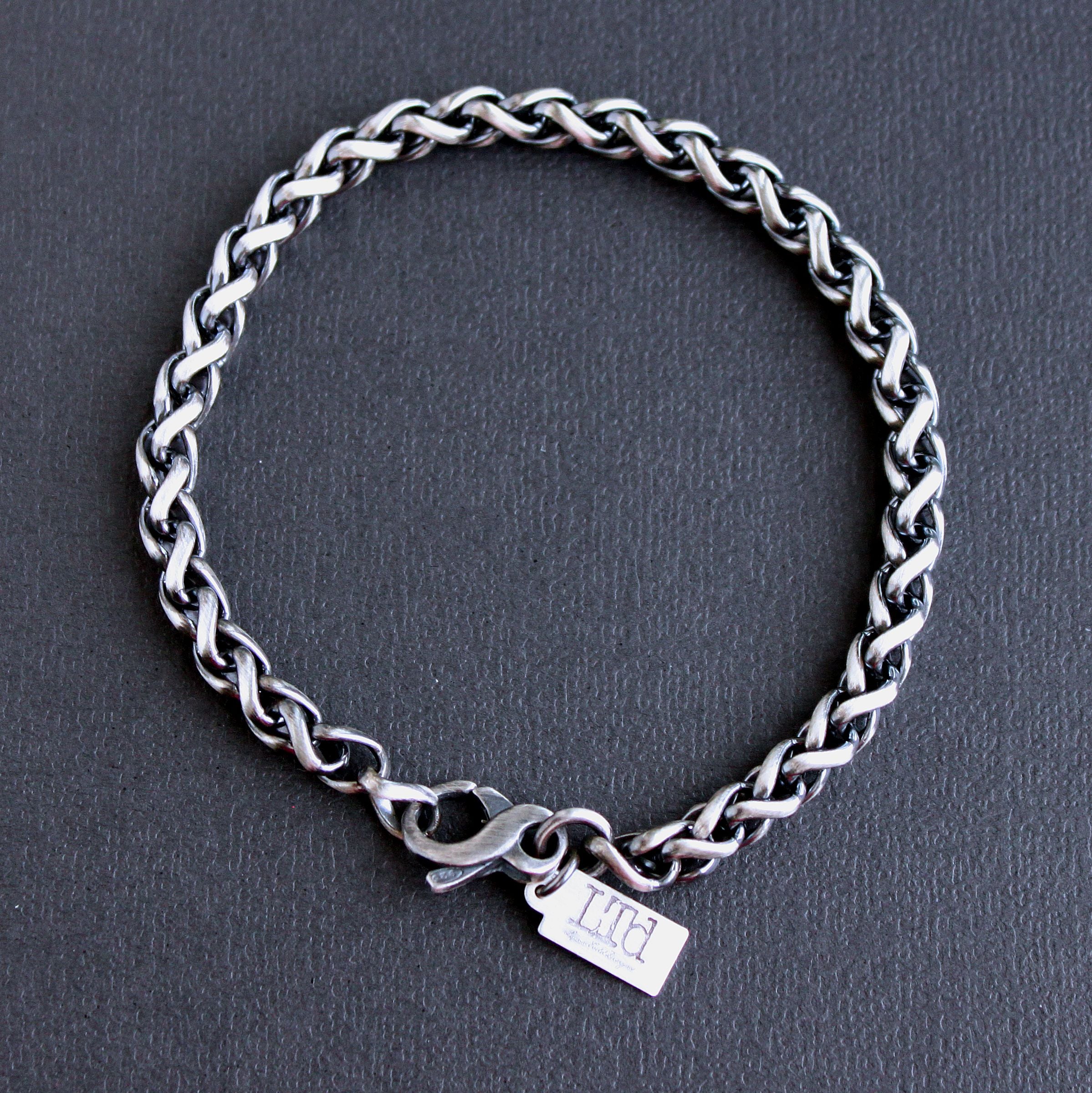 Herringbone Engraved Slim Bracelet - Sterling Silver - Oak & Luna