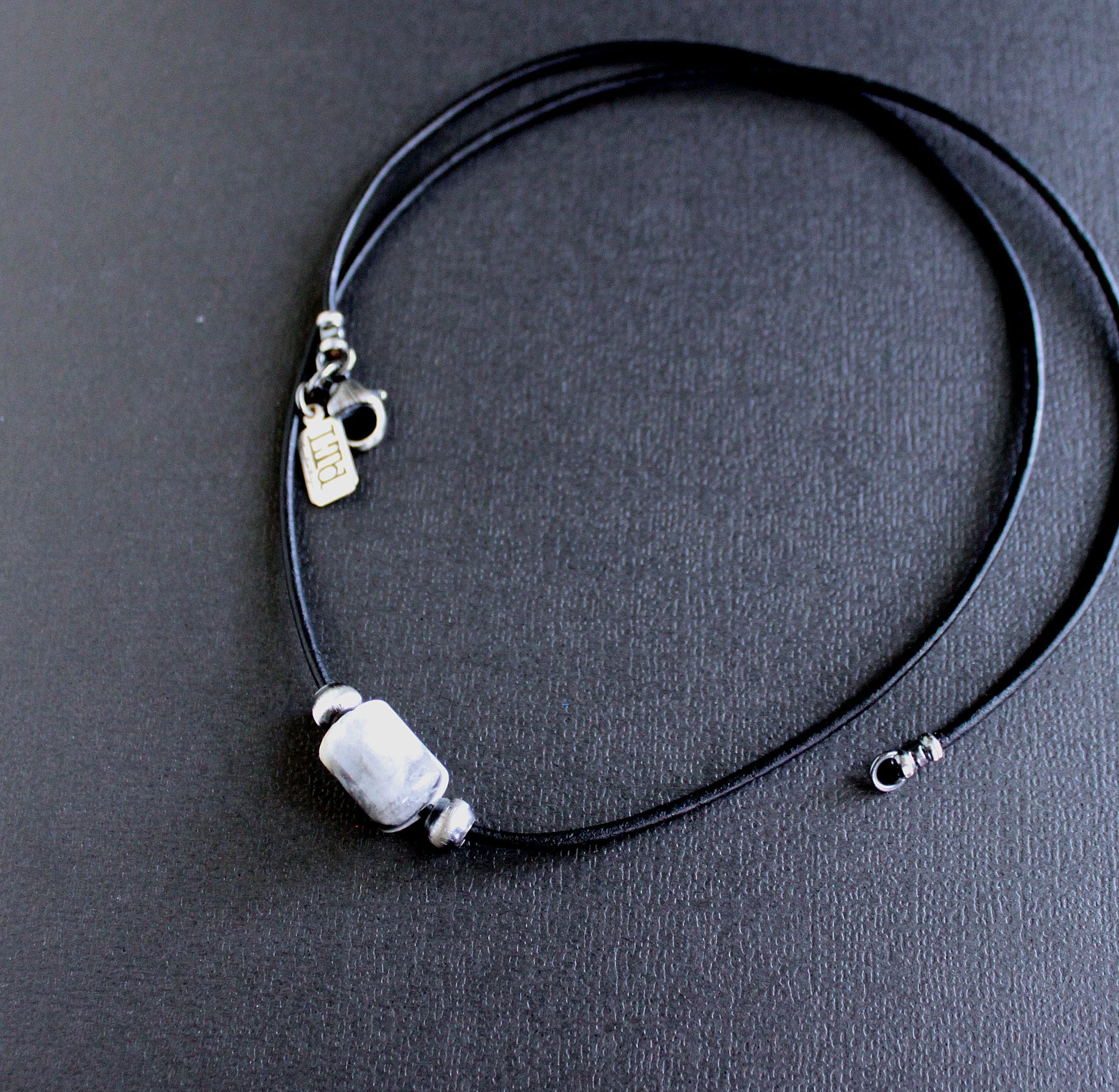 men's black cord agate bead necklace