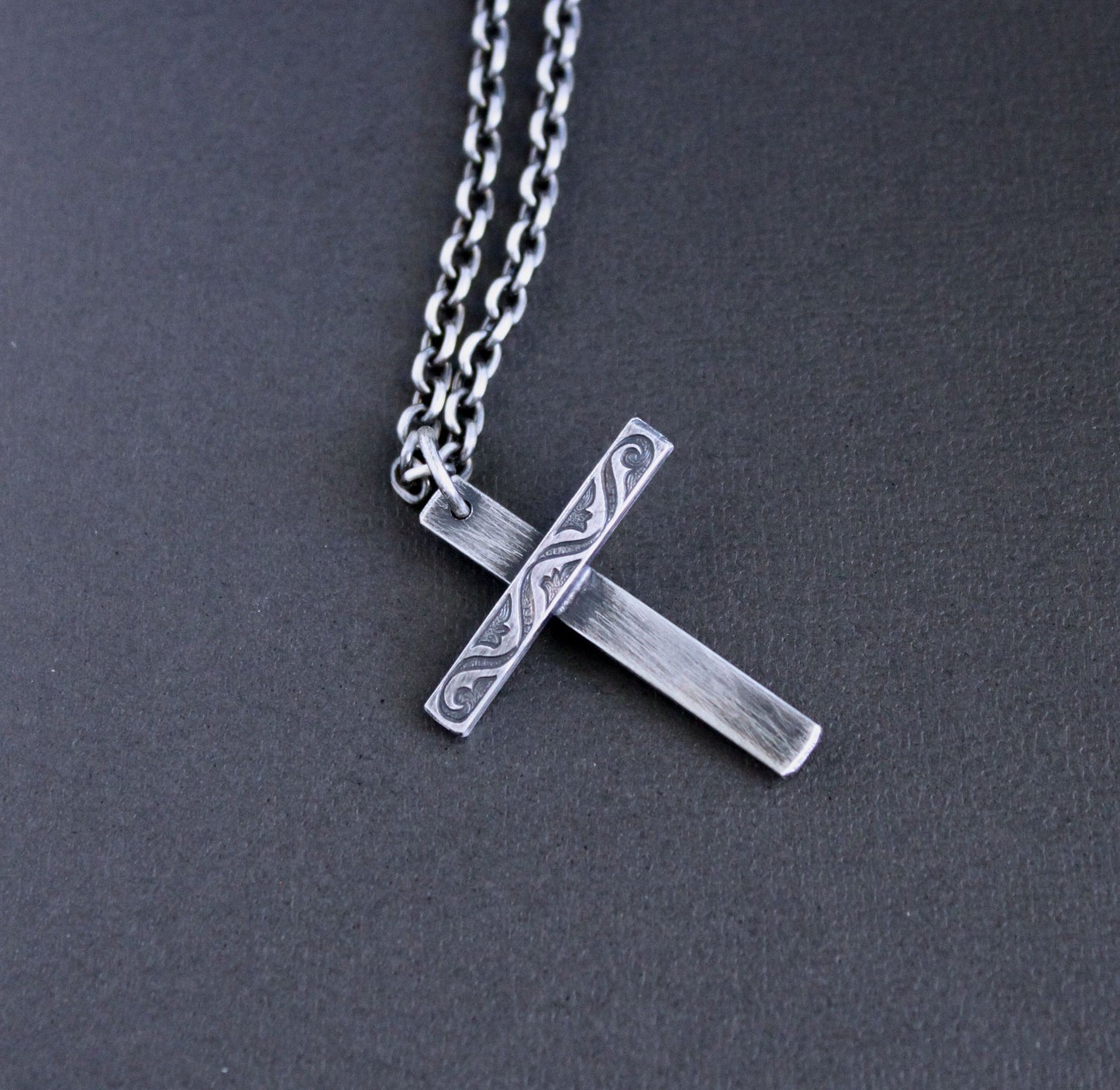 men's sterling silver cross pendant necklace