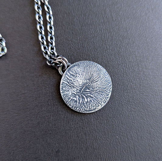 men's reticulated round pendant on chain