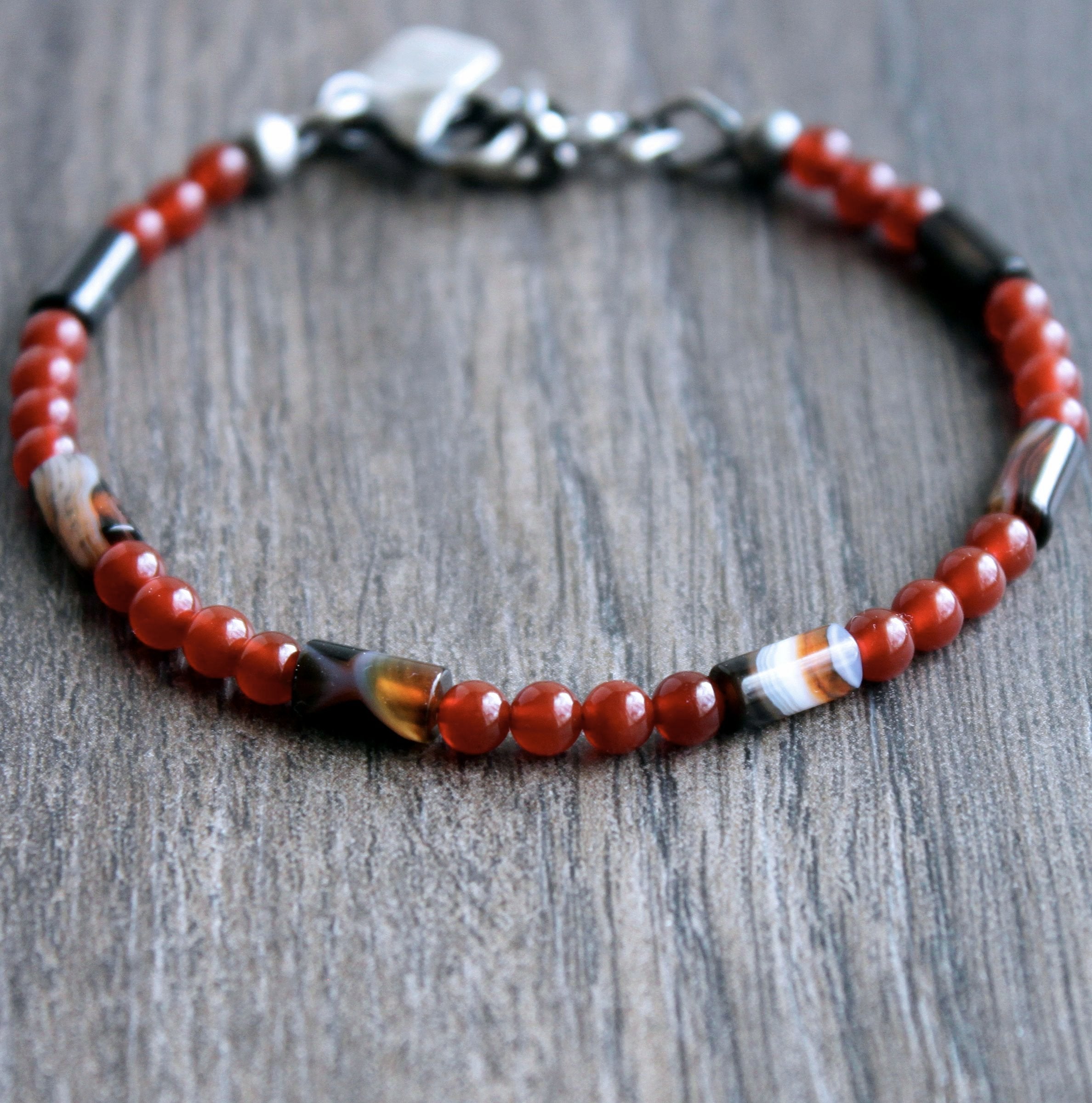 FengshuiGallary Natural Red Agate Gold Bead Pixiu Lucky Bracelet