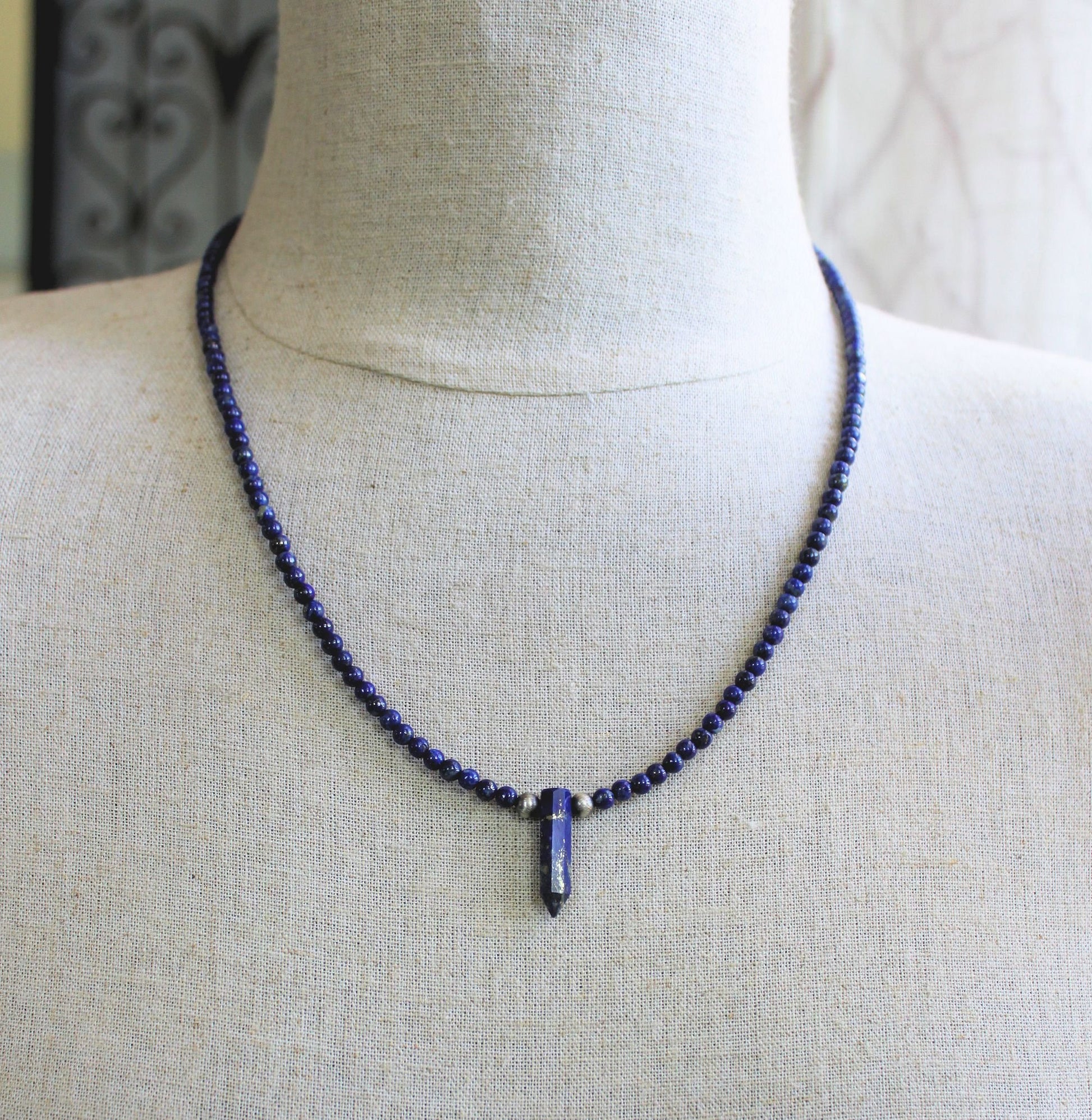 Men's 4mm lapis bead and point necklace