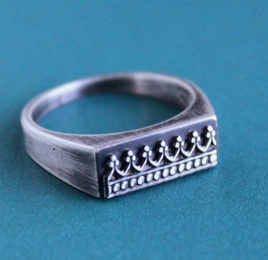 men's slim silver signet ring